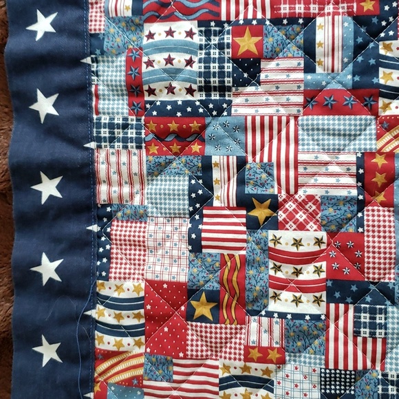 Quilted patriotic banner - Picture 2 of 4